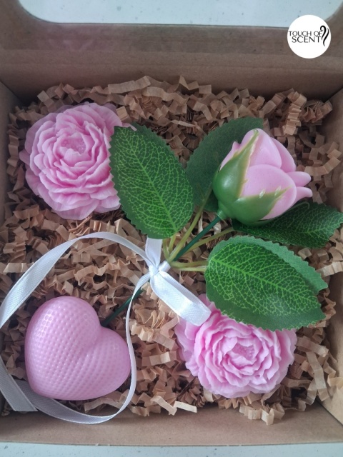 Box Prezentowy Handmade – Kwiaty i Serce | Zestaw Upominkowy