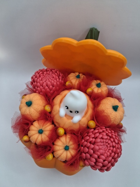 Dekoracja Halloween Dynia z Duchem – Jesienny Flower Box z Kwiatami i Dyniami Handmade | Oryginalna Dekoracja na Halloween